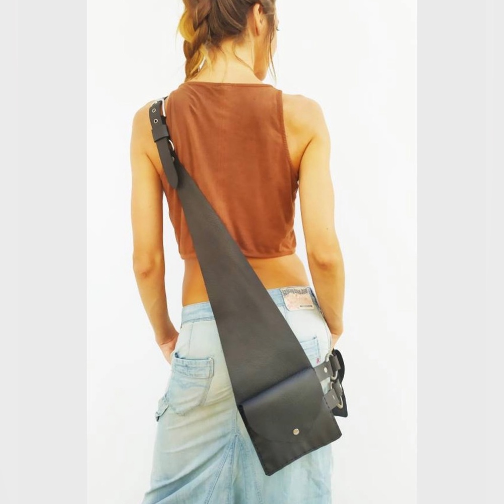Leather crossbody minimalist shoulder bag